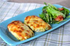 Se completeaza cu apa cam pâna la jumatatea cotletului şi se da la cuptor aproximativ 45 minute. Cotlet De Porc La Cuptor Retete Culinare By Teo S Kitchen