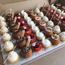 Pastry Chefs In Australia On Instagram By Hendrikssweetart Mini Dessert Petit Hendrikssweetart Tarts Profite Fancy Desserts Desserts Sweet Recipes