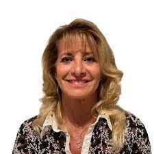 Christine Tedder's Instagram, Twitter & Facebook