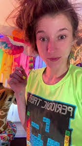 Linda Jarvi's Instagram, Twitter & Facebook