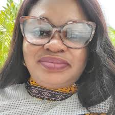 Sɛ wode obuo ne ahobraseɛ kɔ awarepa a saa na ɛteɛ. Piawwwwww Asante men  are marriage material 1000 yards 😂😂 Mo bɛma yɛn pressure kwa, wei ani hwɛ  hen? 😂