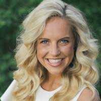 Lily Johnson's Instagram, Twitter & Facebook