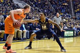 Attacking Pressing Defenses - FastModel Sports