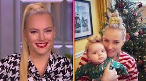 Meghan mccain is back from maternity leave — and showing off daughter liberty sage's face for the first time since giving birth on sept. The View S Meghan Mccain Shares First Photos Of Daughter As She Returns To Work Youtube