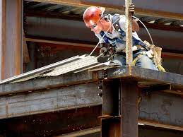 The average beginning welder should make about $500 a week, $2000 a month, and 24,000 a year. How Much Do Welders Make Real World Answers Here