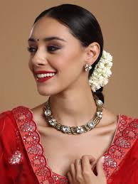 Buy Golden Kundan & Mossainite Hasli Choker with Studs