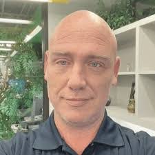 Eric Withrow's Instagram, Twitter & Facebook