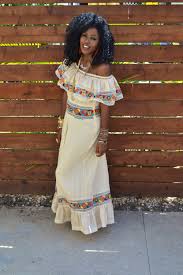 Black Bohemian Women Tumblr Correction Hispanic Influence On The Clothes Not Boho Bohemian Chic Style Clothing Boho Fashion Bohemian Women