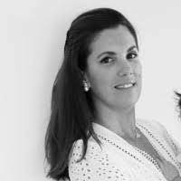 3400+ "Nieves" profiles