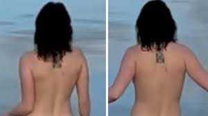 Game of Thrones actress goes skinny dipping