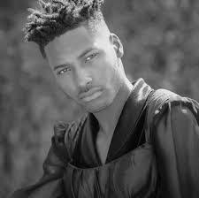 Darius Elmore's Instagram, Twitter & Facebook