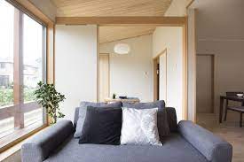 廊下と居室を兼ねること そして天井を高くして開放的にすること 間取りの工夫で面積以上に広く感じることができます 廊下 間取り 天井