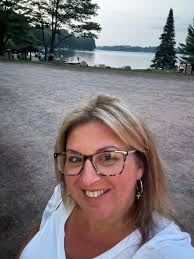 Are there 2 bedroom rentals in Rotterdam for $1600 or less?