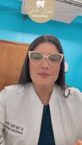 Hola a todos ✨ Soy Paola Boyd Odontólogo General Grenada de la Universidad.  Santa María en Caracas Venezuela y quiero darles la Bienvenida a este  espacio, donde una sonrisa saludable es mi