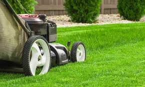 Provides a wide variety of lawn care and landscape needs such as lawn mowing, grounds maintenance, lawn fertilization hire total lawn care, inc., for all of your lawn maintenance needs. Attain These Wonderful Advantages By Hiring Professional Lawn Mowers Total Lawn And Garden Care