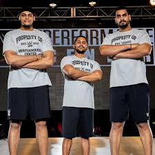 Cwe | shanky singh and intruders beat each others. à¤¦ à¤— à¤° à¤Ÿ à¤–à¤² à¤• 3 à¤š à¤² à¤¦ à¤– à¤ à¤— à¤° à¤¸à¤² à¤— à¤° à¤— à¤® à¤œà¤²à¤µ Wwe à¤¨ à¤• à¤¯ à¤¸ à¤‡à¤¨ Wwe Signed The Great Khali 3 Disciples Sports Punjab Kesari