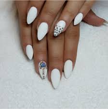Black and white nail paints are popular now days and they make you look fabulous. 2018 50 Hottest White Matte Nail Designs Beautybigbang