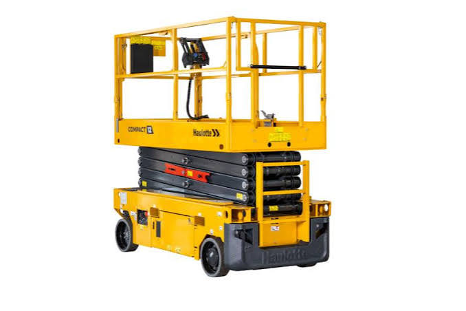 Haulotte COMPACT 12 Aerial Lift