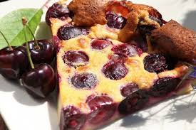 Flan Aux Cerises A L Eau De Vie Clafoutis Aux Cerises Clafoutis Aux Cerises Facile Recette Clafoutis