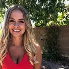 Crystal Wahl's Instagram, Twitter & Facebook