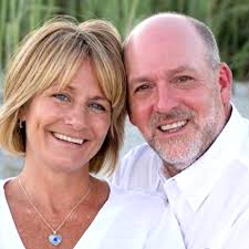 Garden City couple's frantic bid to reunite with stranded ship in Africa  continues