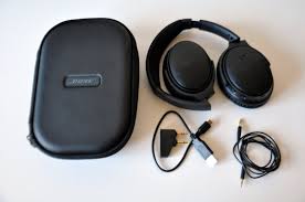 Un bouton de contrôle supplémentaire. Quel Casque Audio En Voyage Mon Test Du Quietcomfort 35 De Bose
