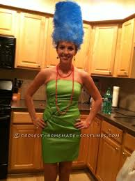 Marge simpson kostüm selber machen diy anleitung. 23 Awesome Blue Haired Marge Simpson Costume Ideas