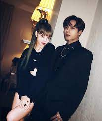 Got7 jackson wang with lisa's mom he even mentioned lisa on his instagram. Jacklisa Selebritas Foto Sahabat Sahabat