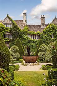 16th Century Abbey House In Malmesbury Wiltshire England Ohd Overseas Abbey House Wiltshire House