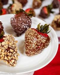 Chocolate Vodka Infused Strawberries Hostess At Heart Infused Strawberries Recipe Strawberry Recipes Boozy Desserts