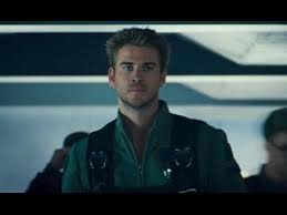 Hunger games star liam hemsworth has the offer to star in independence day sequel id forever, multiple individuals familiar with the project told roland emmerich's independence day: Independence Day Resurgence Trailer Liam Hemsworth Jeff Goldblum Review Youtube