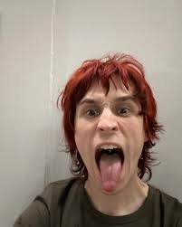 I just concentrated all of my posting power into this powerful Instagram  post. In moments your screen will shatter and it's kind of not my problem!  My problem tho? Cant stop having