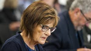 Gore councillors divided about releasing Stephen Parry's golden handshake  details