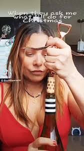 Carol Figueroa's Instagram, Twitter & Facebook