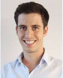 Minimizing the dynamic effects of wind in solar plants through tracker wind  design