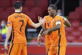 Het nederlands elftal heeft zich eindelijk weer gekwalificeerd voor een groot eind toernooi! Steven Berghuis Belangrijk Bij Zege Van Nederlands Elftal