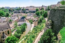 Chemin De La Corniche In Luxembourg Is Europe S Most Beautiful Balcony Luxembourg Europe Beautiful