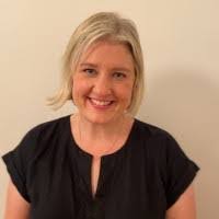 Sara Bak's Instagram, Twitter & Facebook