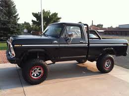 1979 Ford F150 Short Bed 4x4 351 4 Spd 4 Inch Lift Mickey Thomson Rims W Powder Coated Beadlocks 33inch Pro Comp Tire Classic Ford Trucks Trucks 4x4 Trucks