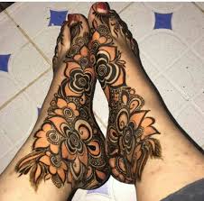 Black And Red Henna Leg Henna Stylish Mehndi Designs Henna Designs Hand