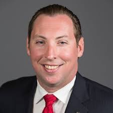 Mark Acklin's Instagram, Twitter & Facebook