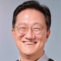 1600+ "Ian Ian" profiles