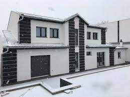 Në shtëpi gjetëm vetëm njërin vëlla, nikollën pasi vëllai i madh mëhilli kishte shkuar që të tërhiqte në një rrënojë pa çati, pa dyer dhe dritare strehohen dy vëllezërit ndreca në fshatin manati të lezhës. Demir Impex S Demir Impex S Dritare Per Shtepi Facebook