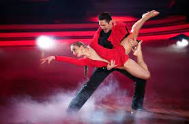 Bei lola weippert jagt ein abenteuer das nächste: Sechster Platz Bei Lets Dance Lola Weippert Aus Rottweil Ist Absolut Stolz Auf Sich Rottweil Umgebung Schwarzwalder Bote