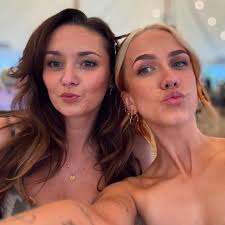 Maria Johnstone (@_mariajohnstone) • Instagram photos and videos