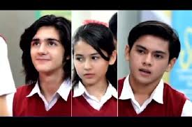 C waktu tlah ti g ba, f aku kan m c eninggal am kan tinggalkan g kamu tuk f sementar g a c kau dekap a g ku, f kau bilang j c angan per am gi tapi ku han g ya dap f at berka g ta Lirik Dan Chord Lagu Sayang Dari Pasto Ost Dari Jendela Smp