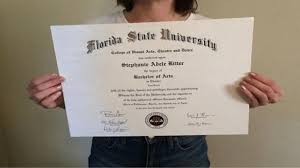 Setaraf dengan ijazah sarjana muda kepujian dari institusi pengajian tinggi awam tempatan yang lain. Tak Kunjung Dapat Pekerjaan Layak Wanita Ini Jual Ijazah Sarjana Tribun Medan