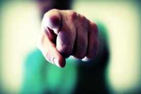 Tutte le parole sono in ordine alfabetico. Incolpare Gli Altri Dei Propri Problemi E Sinonimo Di Debolezza