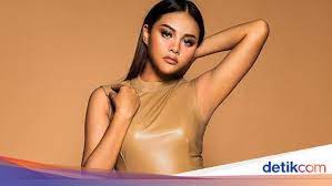 Check spelling or type a new query. 10 Perempuan Asia Terseksi Ada Aurel Hermansyah