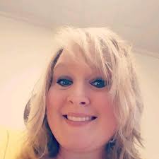 Younique with Leanne